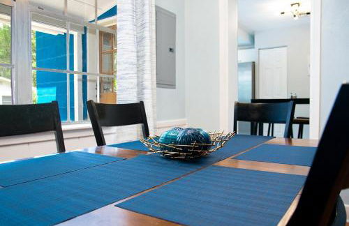 Farmhouse and Charming Place - Photo 30