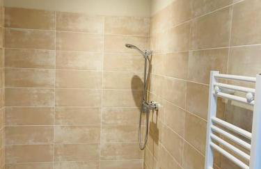 La régate avec jaccuzi à 50 m du centre historique - Foto 11