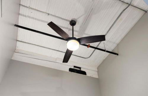 Chic Loft in Peoria Warehouse District - Foto 43