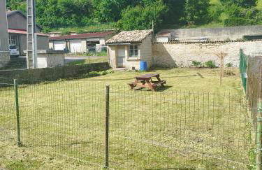 jolie maison dans petit village - Foto 31