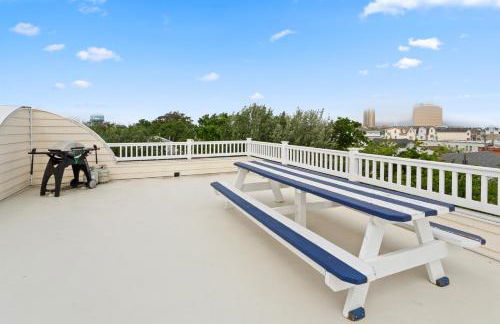 ❤️ The Top End Townhomes with Stunning Views On One-Of-A-Kind Rooftop Deck! WOW! - Foto 25