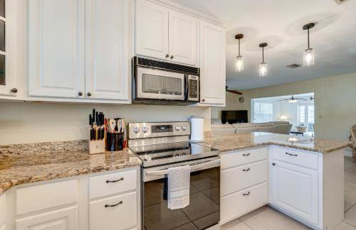 Fishing Dock & Grill: Pet-Friendly North Port Home - Foto 11