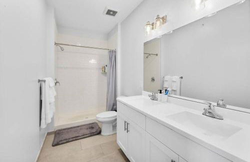 Supreme 2 Bedroom Condo in Prime Jersey City - Foto 15