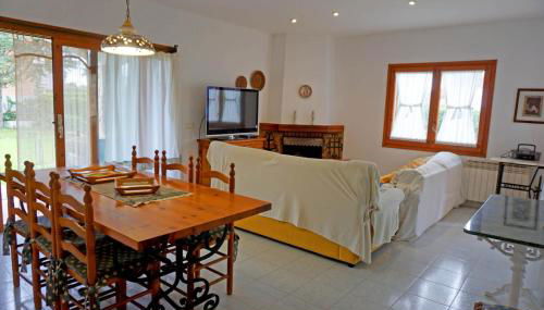 Casa en Viladamat con piscina en la Costa Brava - Foto 3