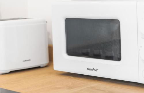 Stylish Two Bed Apartment -Cradley Health - Smart Tv - Netflix - Parking 27BC - Foto 21