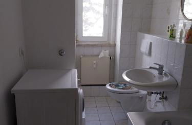 Monteurwohnung mit 5 Einzelbetten in Schkeuditz - Photo 5