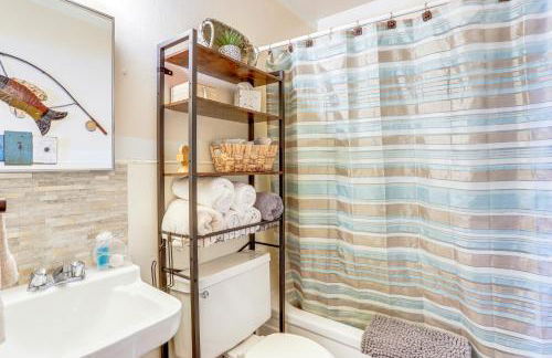 Shared Dock and Yard Greers Ferry Lake Home! - Foto 15