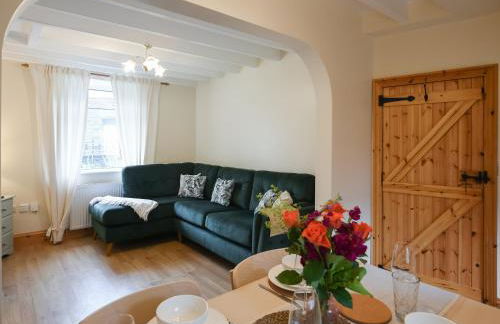 Llys Dedwydd - Foto 3