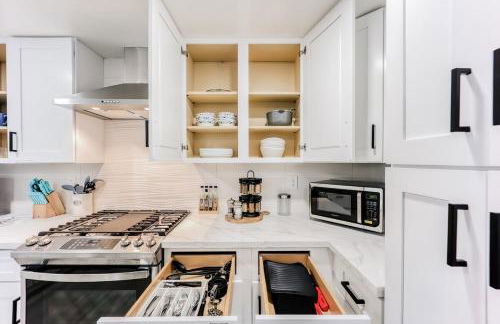 Luxury Family Home w AC and Patio near Meta and Stanford - Foto 9