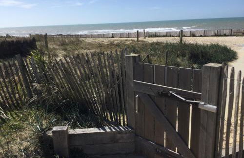 T3 - TERRASSE 30 m2 VUE OCEAN, 2 CHAMBRES, parking privatif et piscine en été - Foto 29