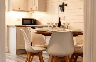 Canol Y Bryn - 3 Bedroom Holiday Home - Tenby - Foto 2