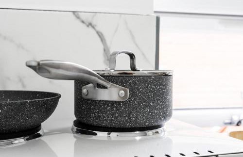 Stylish Birmingham Apartment For Groups, Family & Work - Foto 8