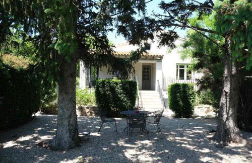 vacation rental with pool and poolhouse, close to arles in moulès- sleeps 8 - Foto 62