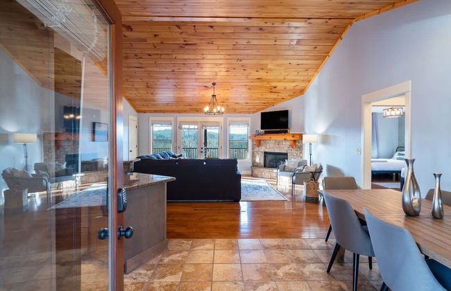 Gorgeous Blue Ridge Views Spacious Retreat With spa - Foto 9