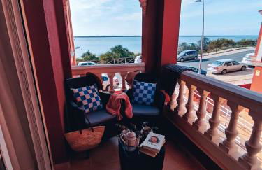 APARTAMENTO FRENTE AL MAR CON PRECIOSAS VISTAS - Foto 1