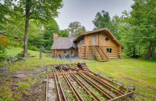 Secluded Greenville Cabin Walk to Moosehead Lake! - Foto 24