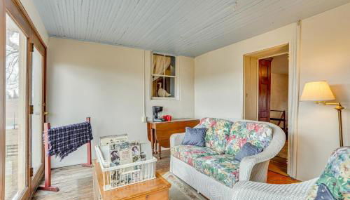 Rural and Historic Detour Escape with Horses On-Site! - Foto 3