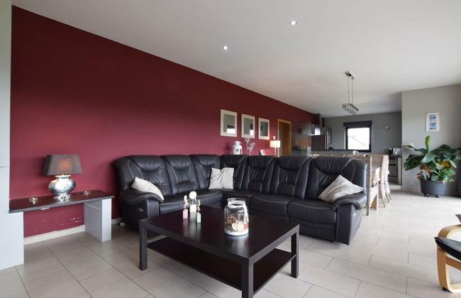 Classy Holiday Home in Martilly with Hot Tub - Photo 1