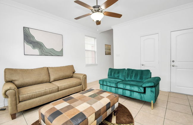 Lux Galleria Home-5BR Roof Deck - Foto 25