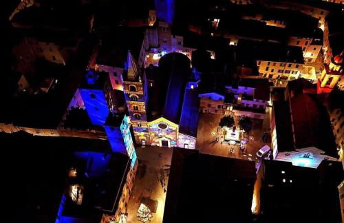 LargoDoria - ViaGenova, box auto privato incluso - Foto 43