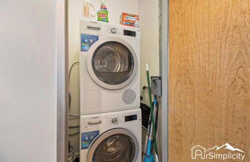 Condo w pvt balcony & gym access - Foto 27