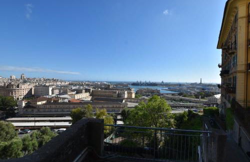 La Casa sulla Mattonata accogliente appartamento su una tipica creuza genovese con splendida vista e a pochi passi dalla Stazione Principe - Foto 37
