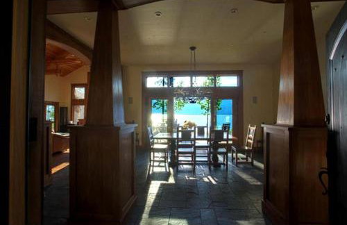 Lakeside Vacation Rental with Stunning Views and Spacious Interior on Flathead Lake, Montana - Foto 23