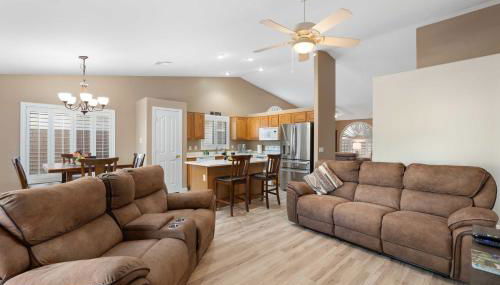 Putting Green, Pool and Spa! San Tan Valley Escape - Foto 5