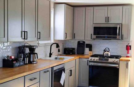 Riverview Bliss in Beautiful Home - Foto 7