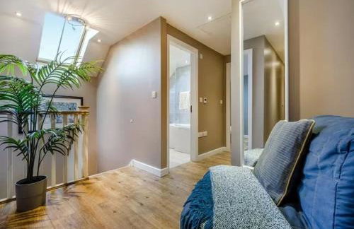 Cosy Home from Home, Private Hot tub, Sunset Views - Foto 17