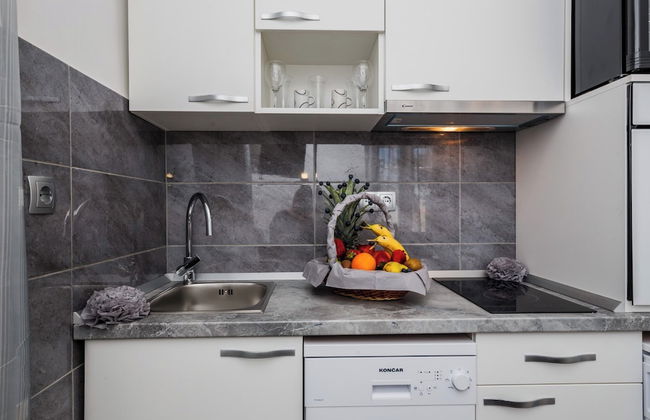 Luxury villa complex Pendolino with heated pool and jacuzzi - Foto 11