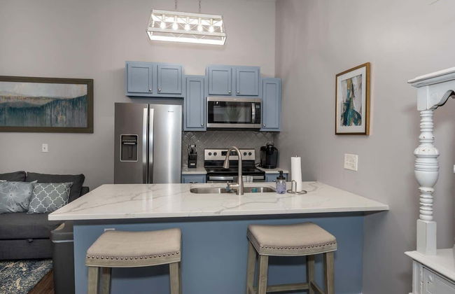 Heart of Mainstrasse Suites - Photo 12