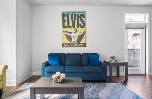 2BR Balcony Suite Gym & Pool Downtown at CityWay - Foto 19