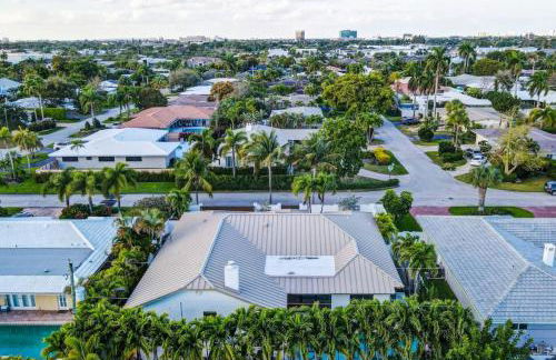 Lynoras Luxe Estate 3 bedroom 3 bath with Modern Design and Heated Pool - Foto 85