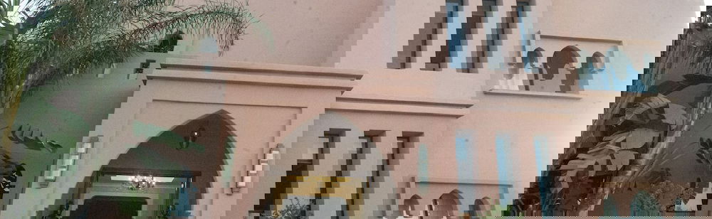 Entrada al alojamiento