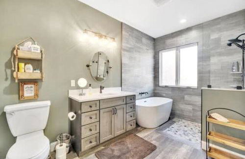 Sleeps 12 Hot Tub Private Dock Kayaks Dogs Welcome - Foto 16