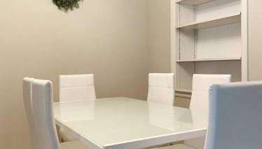 Southeast Suite / 1BD/1BA Apt near UE - Foto 2