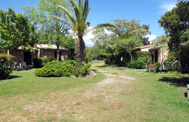 2 bedroom House in Talasani with garden and terrace - Photo 14