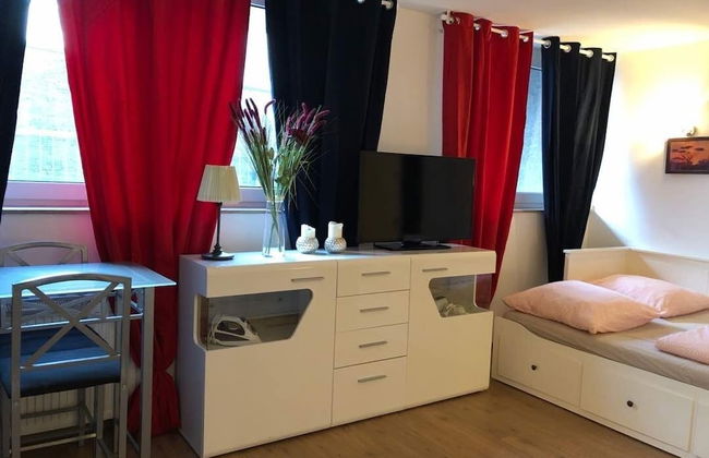 Friesenwall Centrum 5 min to Mainstation - Foto 7