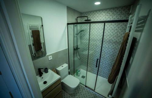 Precioso atico con vistas al mar 20 metros de Playa de Usil - Foto 10