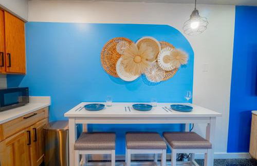 Roasted Blue - 8 min to KU & Mass - Photo 27