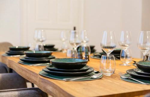 Charaktervolle 122qm Altbau-Ferienwohnung mit Stuck, viel Platz für Familien & Gruppen bis zu 8 Personen, Parkplatz inklusive - Photo 35