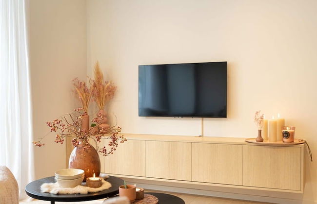 Stunning Apartment on top Location With Parking - Foto 12