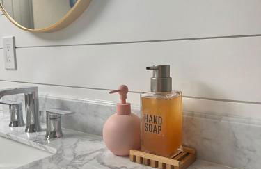 Beachside Modern Wellness Villa with Spacious Patio - Photo 26