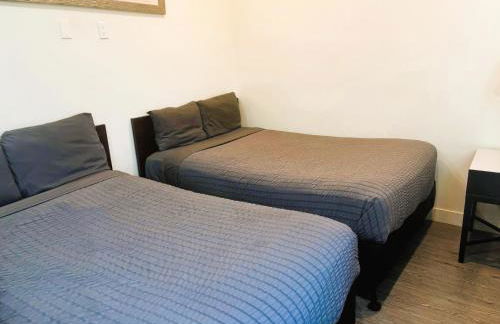 3 bedroom Home Casa Serenity Central Los Angeles - Photo 11