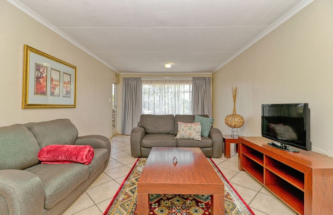 BM Gardens Apartment Hotel - Photo 17