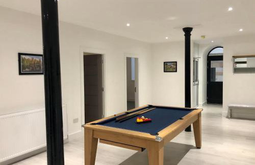 East Church House, Unique 9 bedroom Church, Historic Market Town. - Foto 18