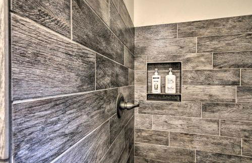 Stunning Home with Fire Pit, 11 Mi to Mt Yale! - Foto 21