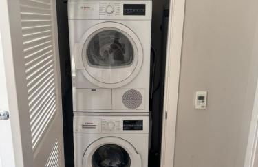 Modern Hyattsville Apartment - Walk to Metro & DC - Foto 10