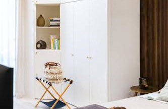 Modern Boutique Apartment - Photo 7